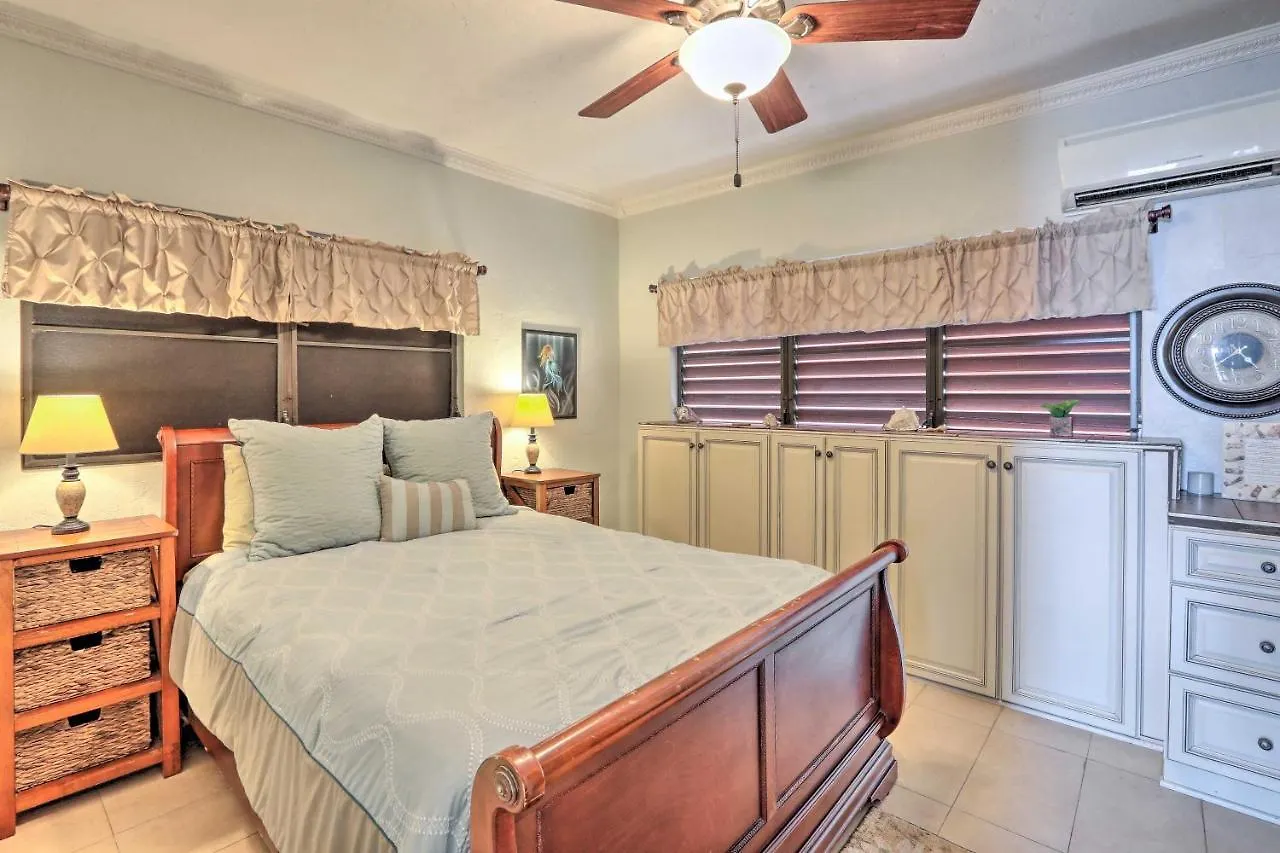 Saint Thomas Condo With Ocean Views, Walk To Beach! Frydendal